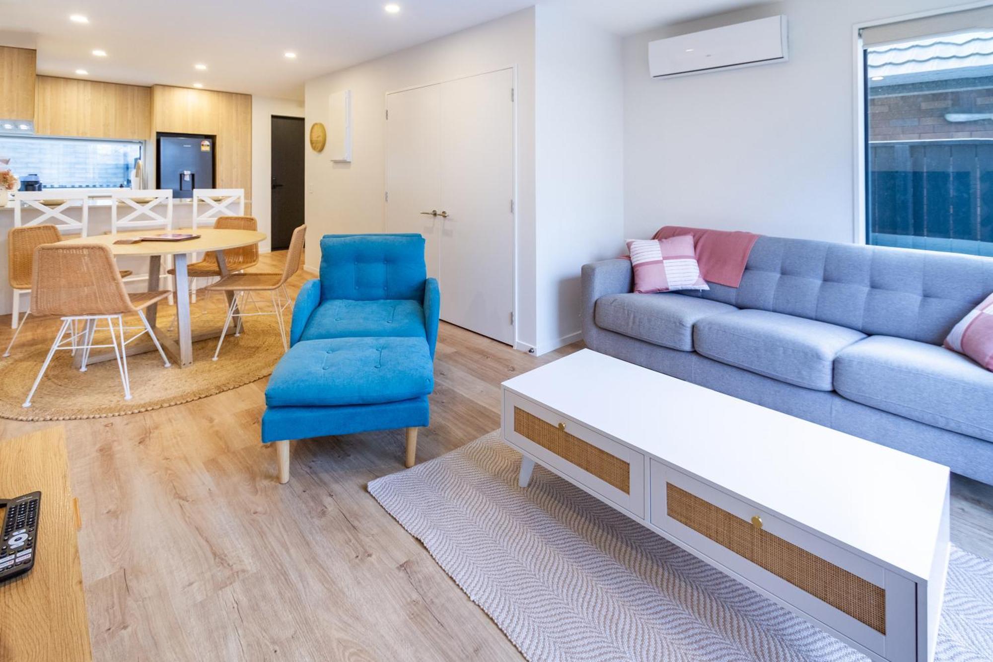 Modern 2 Bed 2 Bath Opposite Hagley Park Apartment Christchurch Exterior photo